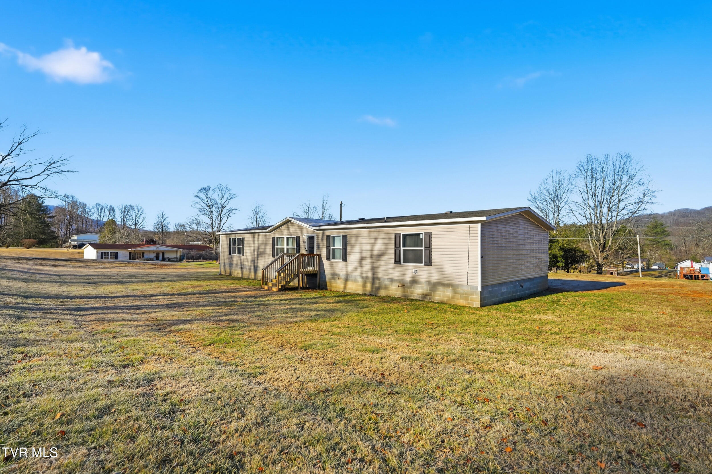 240 Cherry Tree Drive Dryden, VA 24243 - Photo 3 of 38 3_240 cherry tree dr-37