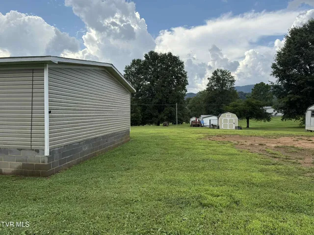 $212,000 | 240 Cherry Tree Drive, Dryden, VA 24243