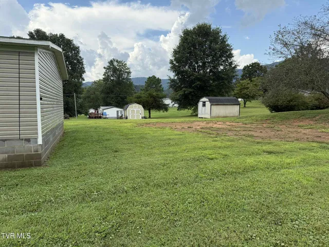 $212,000 | 240 Cherry Tree Drive, Dryden, VA 24243