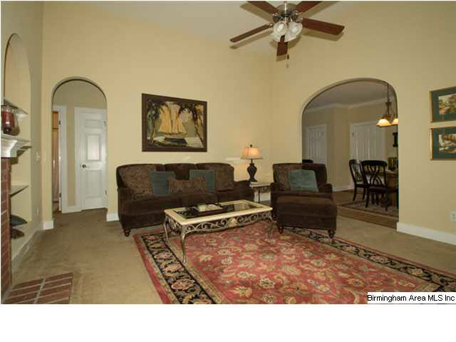 4915 Owens Loop Bessemer, AL 35022 - Photo 5 of 25