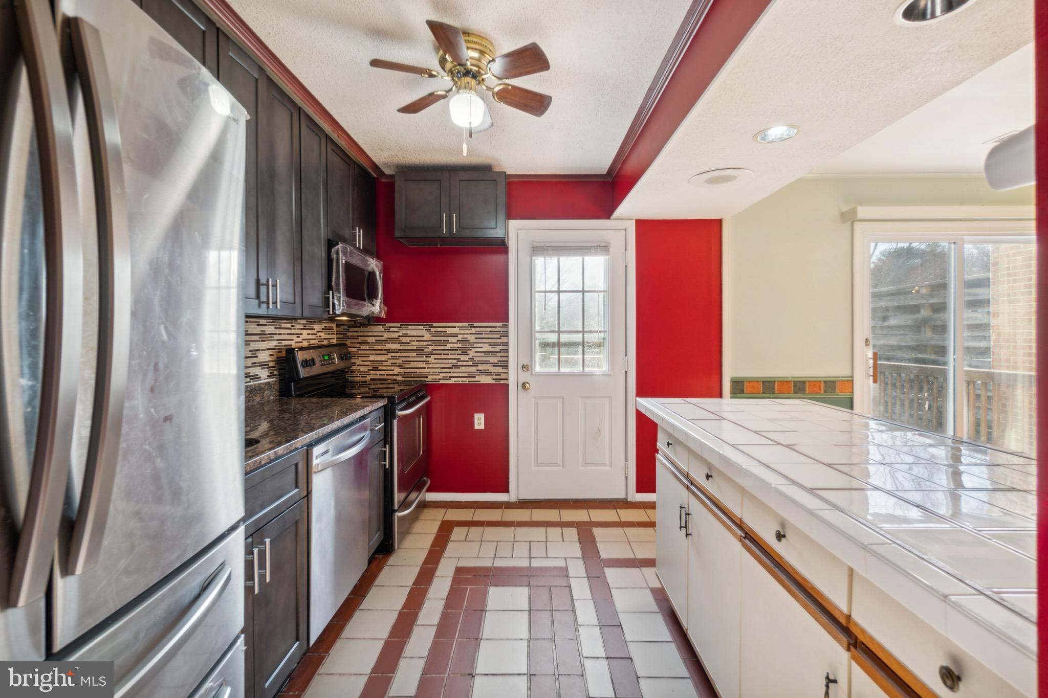 7761 Euclid Way Springfield, VA 22153 - Photo 9 of 30 Gallery Image 9