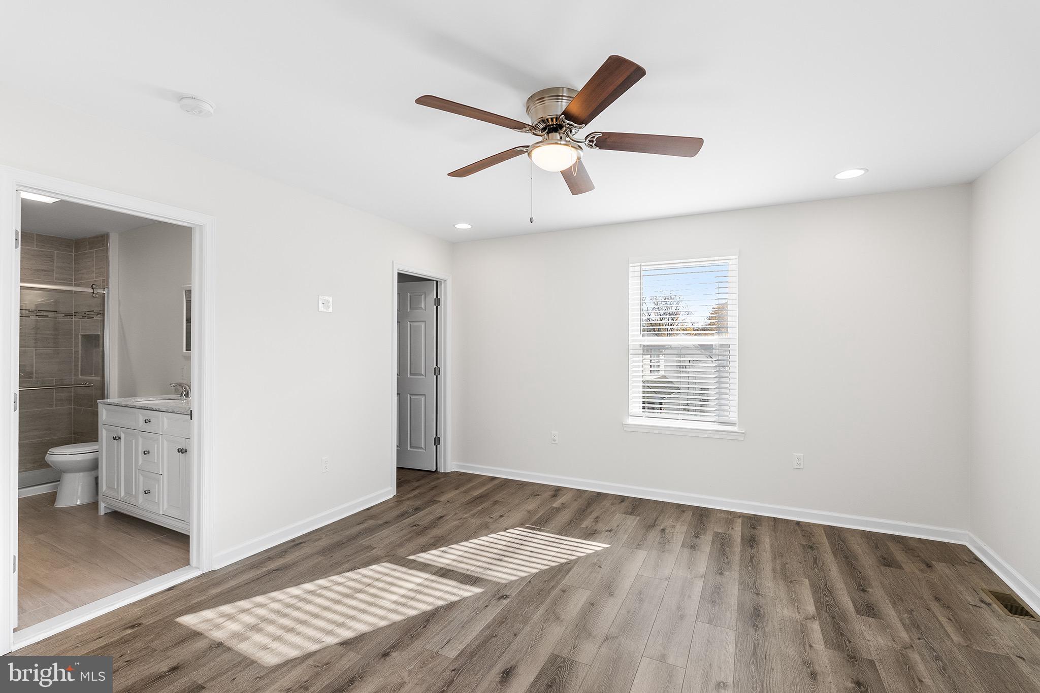 405 Walnut Street Marcus Hook, PA 19061 - Photo 11 of 24 Bright and airy room with modern finishes.