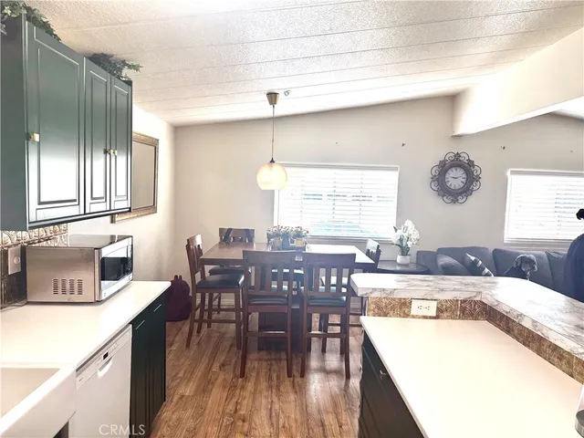 $155,000 | 1550 Rimpau, Unit 37, Corona, CA 92881