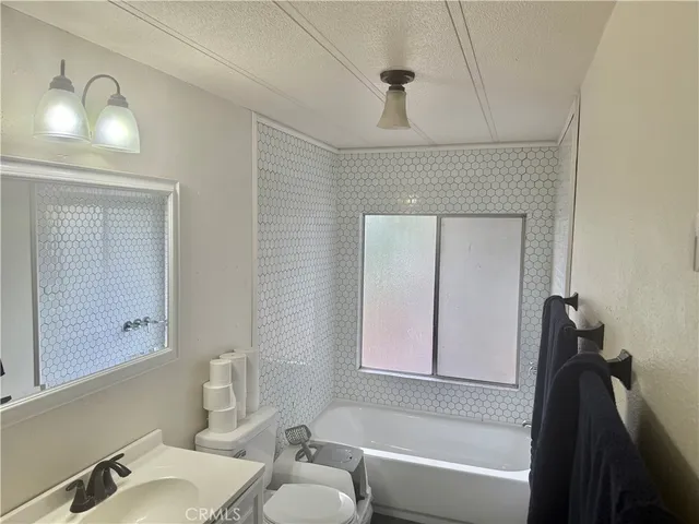 $155,000 | 1550 Rimpau, Unit 37, Corona, CA 92881