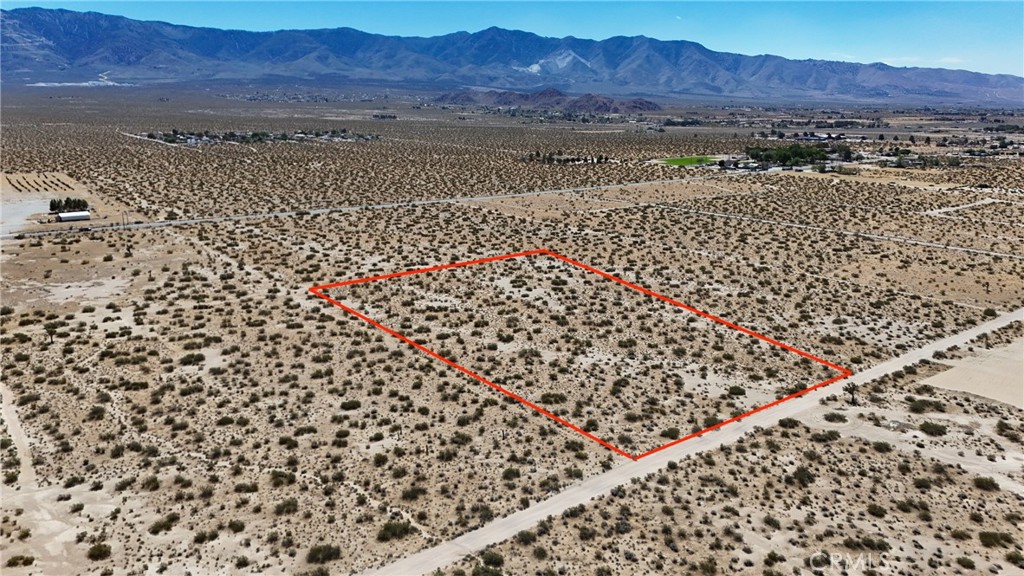 731 Sunset Road Lucerne Valley, CA 92356 - Photo 6 of 8 a view of a city and mountain