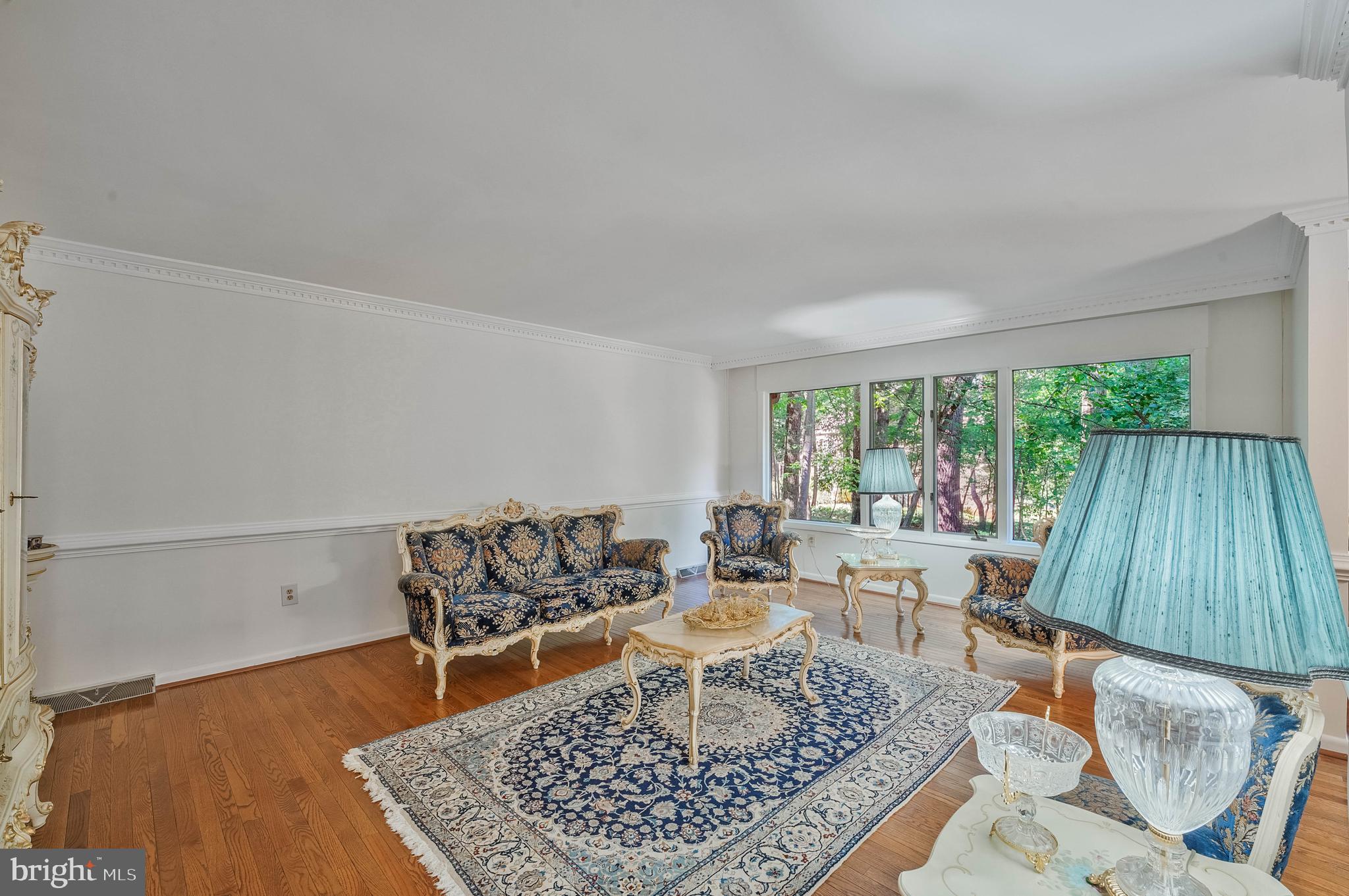 2026 Hunter Mill Road Vienna, VA 22181 - Photo 5 of 35