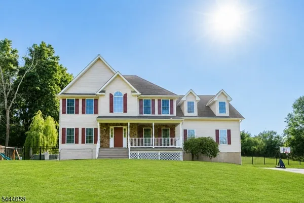 $719,900 | 20 Long Hill Road, Newton, NJ 07860