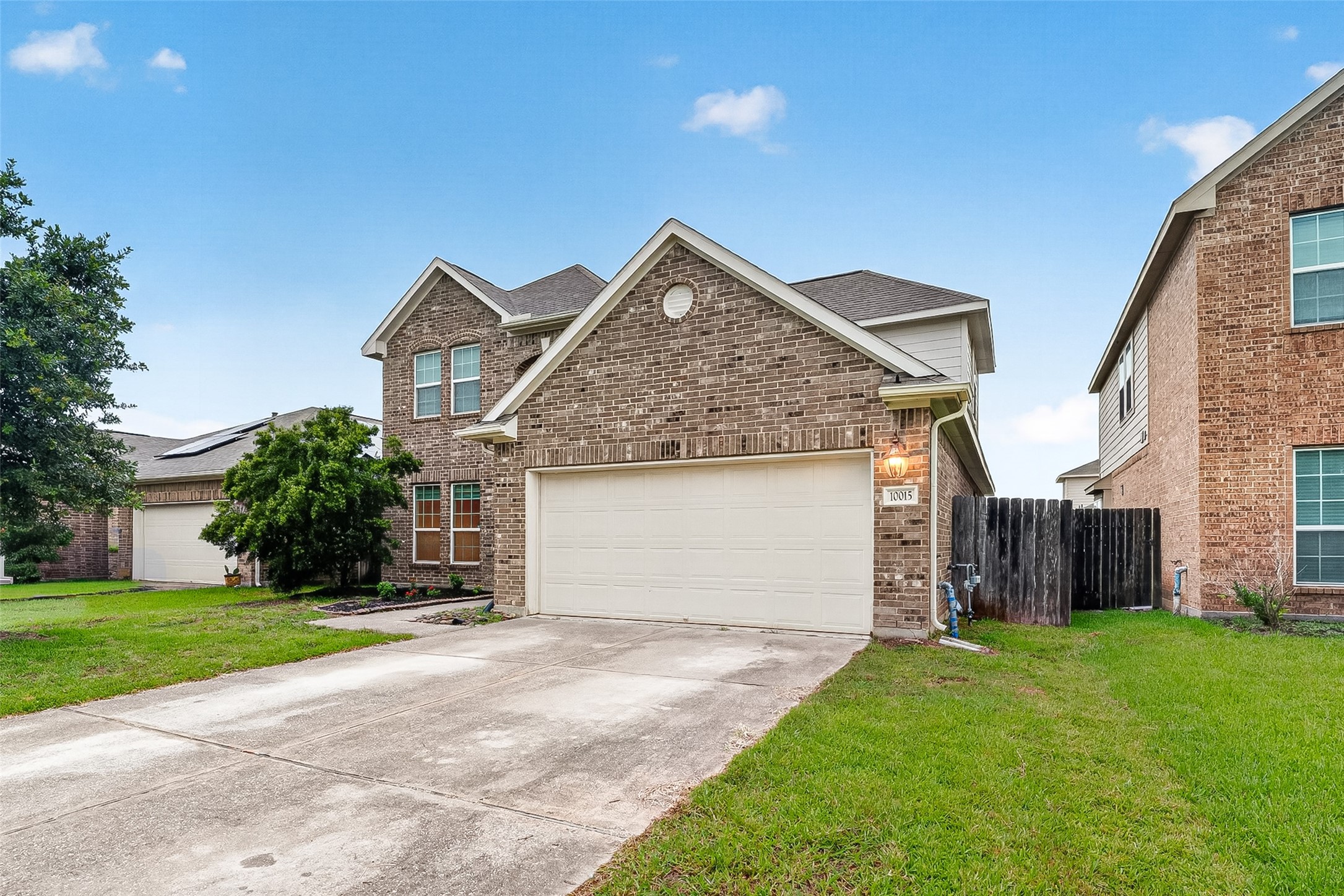 10015 Chase Court Baytown, TX 77521 - Photo 3 of 49