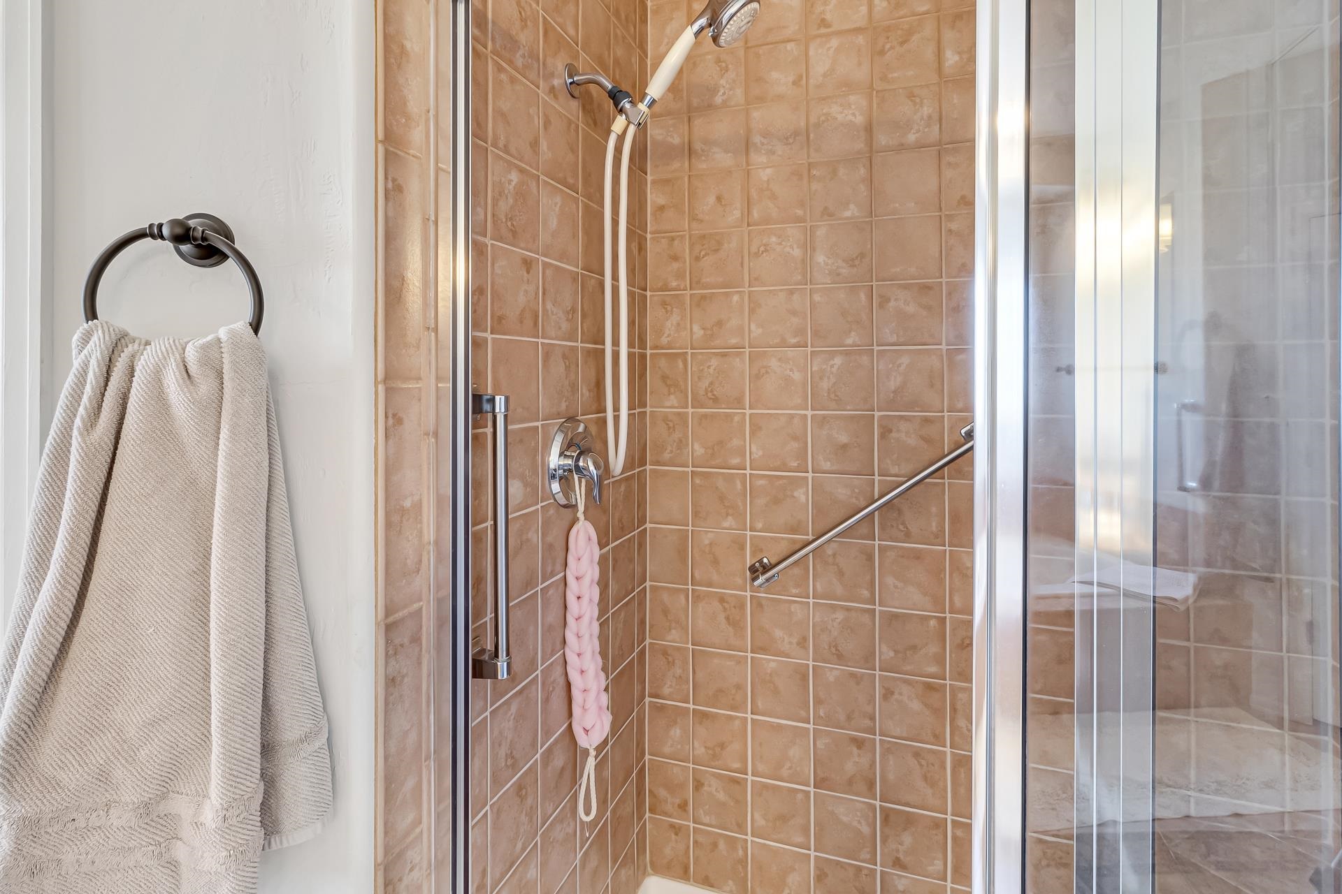 701 Amethyst Drive Fruita, CO 81521 - Photo 21 of 39 a bathroom with a shower