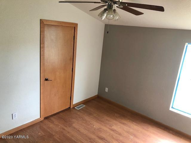 91 Section 1 Road Tieton, WA 98947 - Photo 23 of 27 561-900977 Bedroom 2 view 2