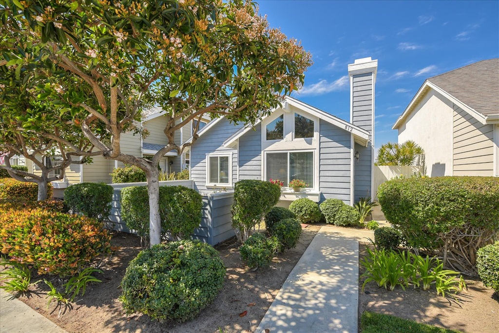 812 Bluewater Road Carlsbad, CA 92011 - Photo 1 of 21