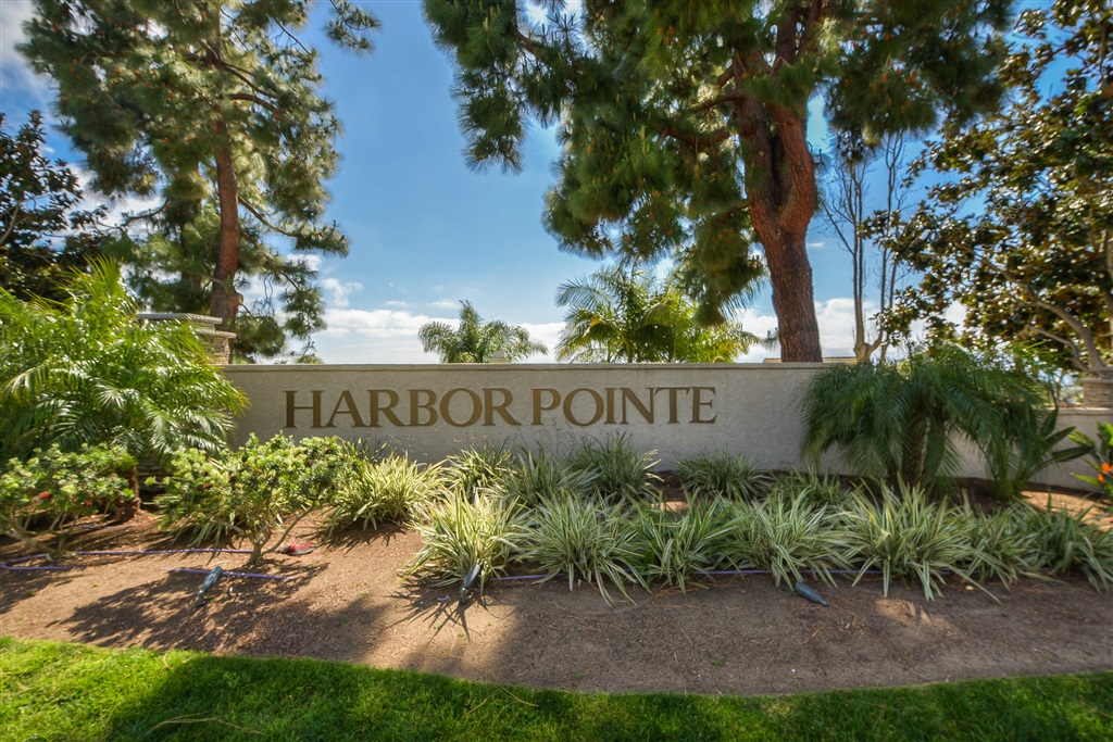 812 Bluewater Road Carlsbad, CA 92011 - Photo 2 of 21