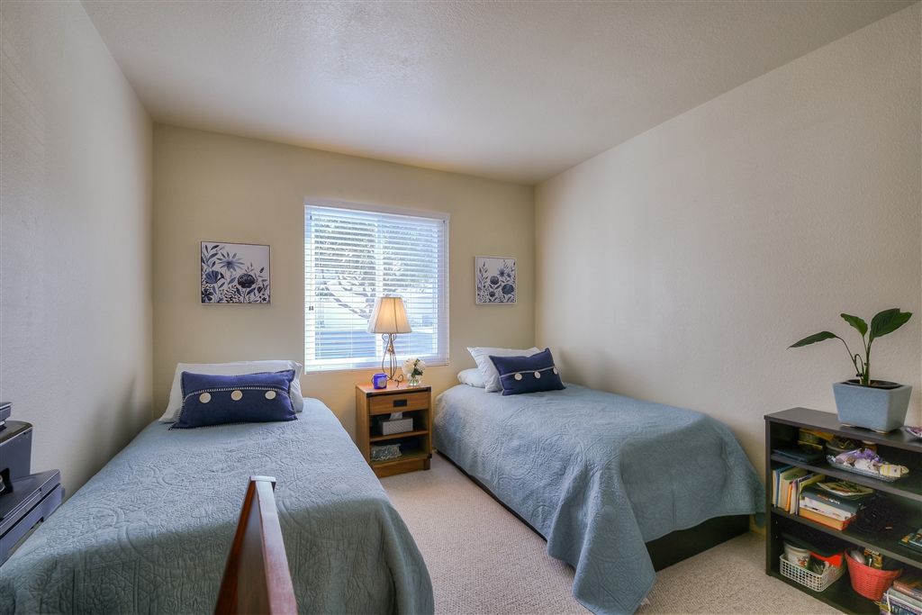 812 Bluewater Road Carlsbad, CA 92011 - Photo 14 of 21