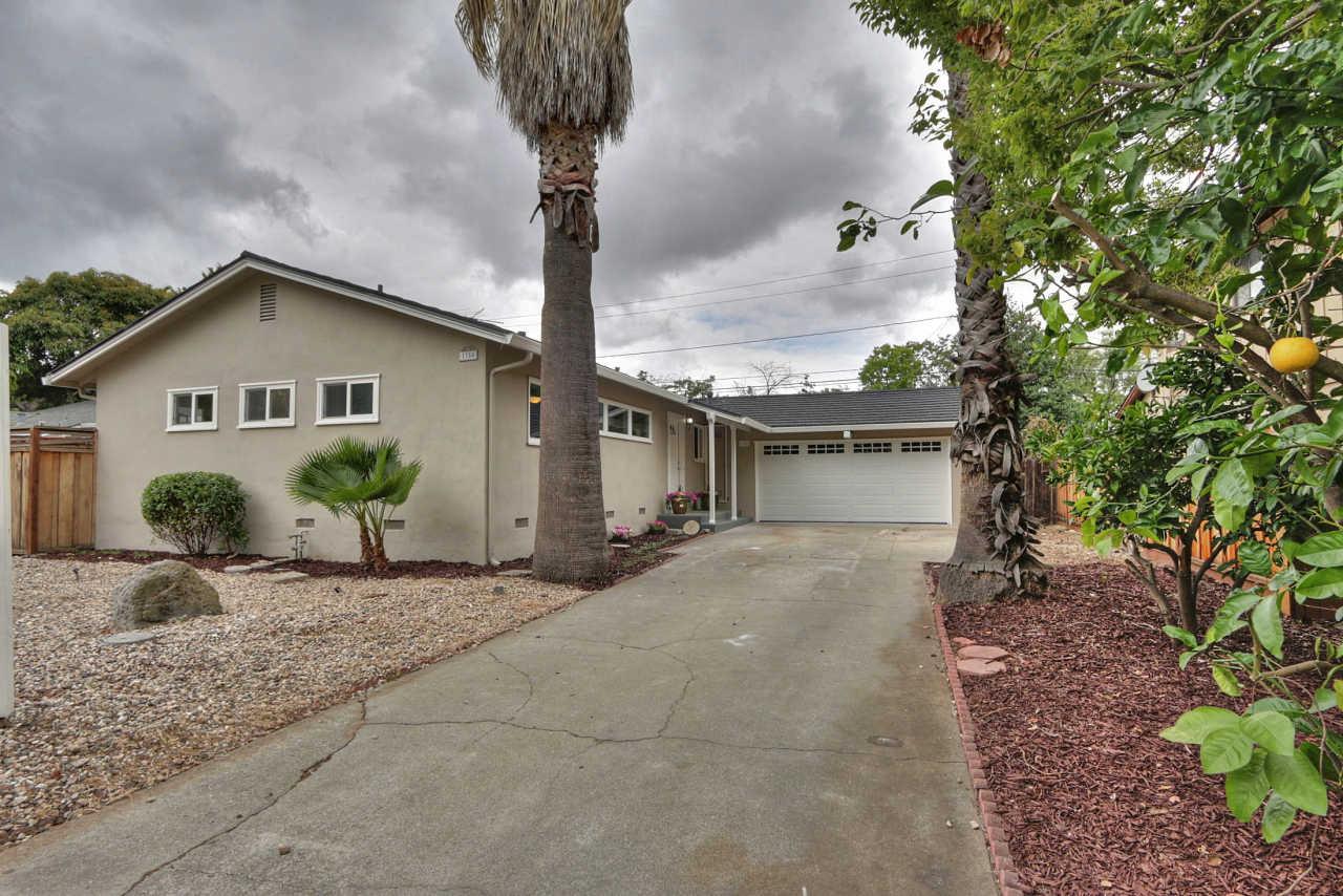 1350 Phyllis Avenue Mountain View, CA 94040 - Photo 26 of 27 a front view of a house with garden