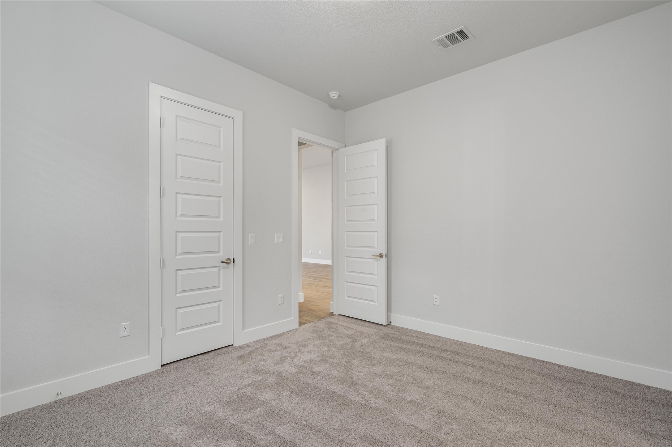 8516 Picnic House Path Austin, TX 78744 - Photo 28 of 39 an empty room with closet area