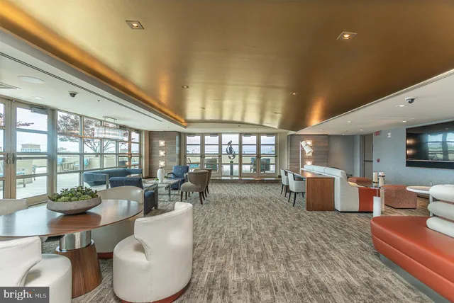 $458,500 | 717 South Christopher Columbus Boulevard, Unit 1210, Philadelphia, PA 19147