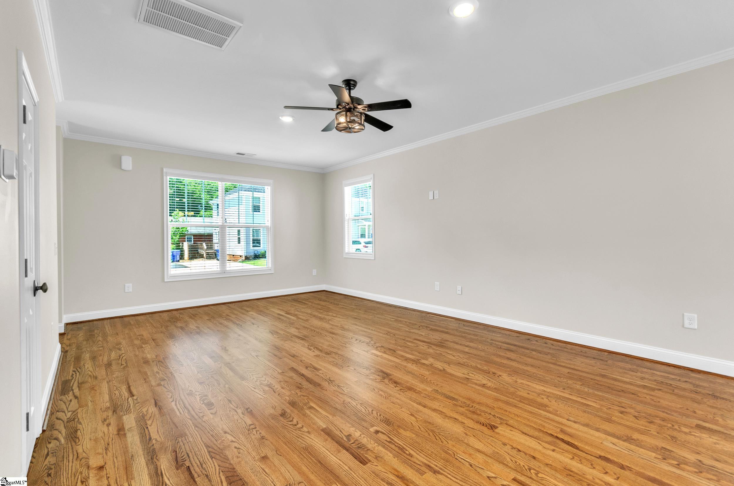 14 Joseph Mathis Way Greenville, SC 29607 - Photo 5 of 25 Gallery Image 5