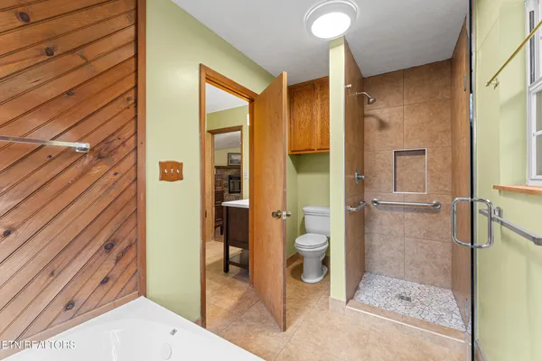 $519,000 | 3840 Saddle Brook Way, Sevierville, TN 37862