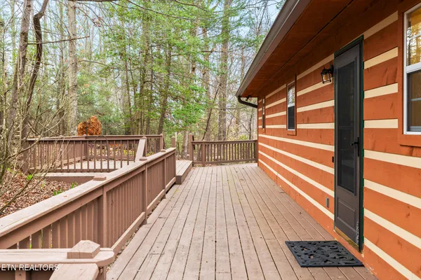 $519,000 | 3840 Saddle Brook Way, Sevierville, TN 37862