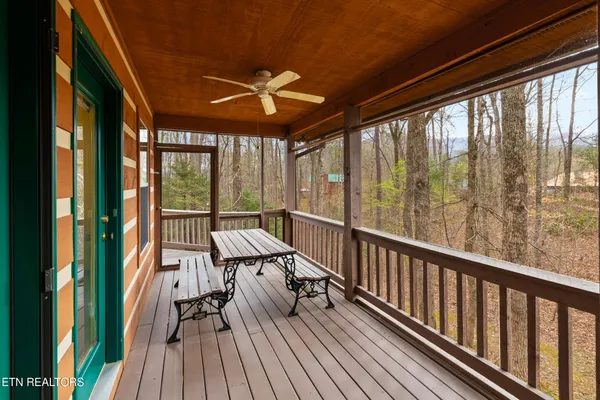 $519,000 | 3840 Saddle Brook Way, Sevierville, TN 37862