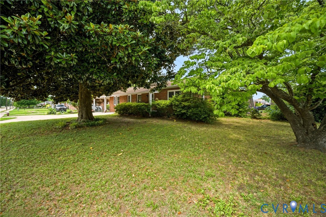 1525 North Mallory Street Hampton, VA 23664 - Photo 4 of 36