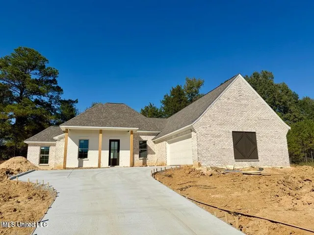 $354,900 | 315 Jasmine Cove Lane, Brandon, MS 39042