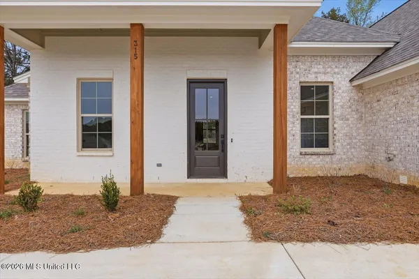$354,900 | 315 Jasmine Cove Lane, Brandon, MS 39042