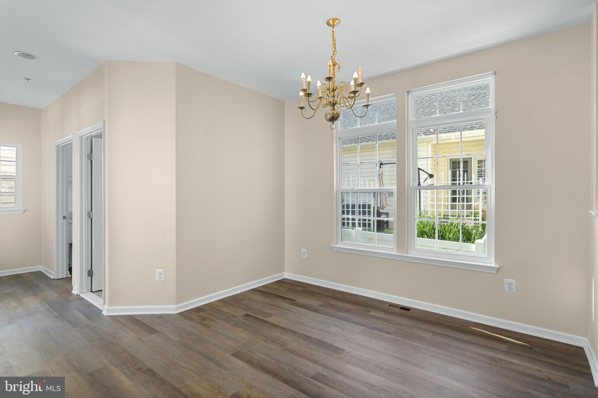2104 Artillery Road Frederick, MD 21702 - Photo 17 of 42 Dining area by kitchen