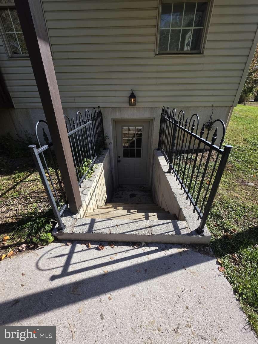798 Menges Mills Road Spring Grove, PA 17362 - Photo 43 of 50 a view of entryway and hall