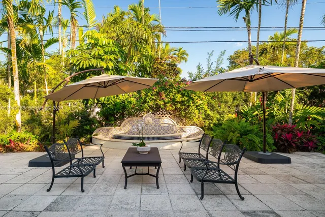 $2,149,000 | 1315 Granada Boulevard, Coral Gables, FL 33134