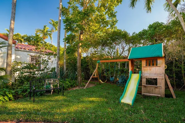 $2,149,000 | 1315 Granada Boulevard, Coral Gables, FL 33134