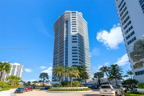 $6,500 | 3801 Northeast 207th Street, Unit 603B, Aventura, FL 33180