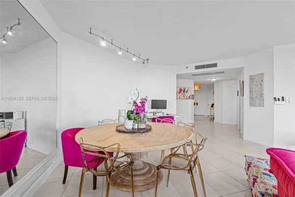 $6,500 | 3801 Northeast 207th Street, Unit 603B, Aventura, FL 33180