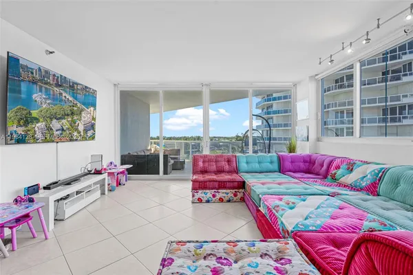 $6,500 | 3801 Northeast 207th Street, Unit 603B, Aventura, FL 33180