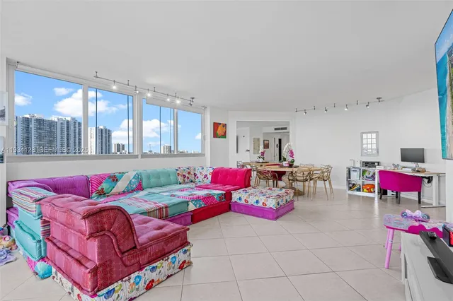 $7,000 | 3801 Northeast 207th Street, Unit 603, Aventura, FL 33180