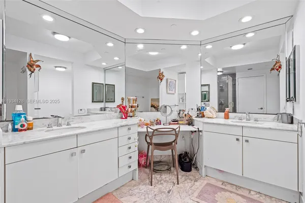 $6,500 | 3801 Northeast 207th Street, Unit 603B, Aventura, FL 33180