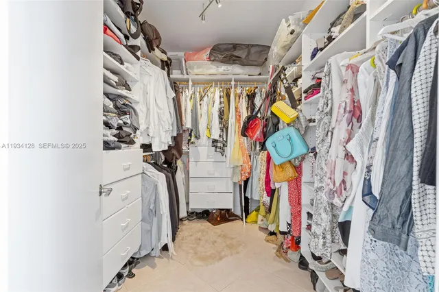 $7,000 | 3801 Northeast 207th Street, Unit 603, Aventura, FL 33180