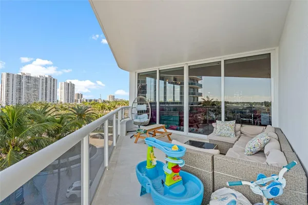 $6,500 | 3801 Northeast 207th Street, Unit 603B, Aventura, FL 33180