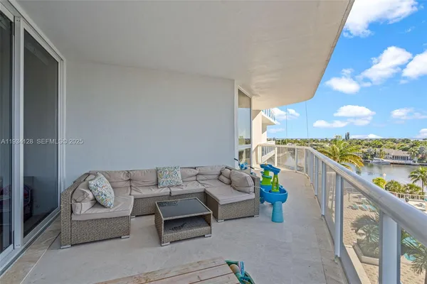 $6,500 | 3801 Northeast 207th Street, Unit 603B, Aventura, FL 33180