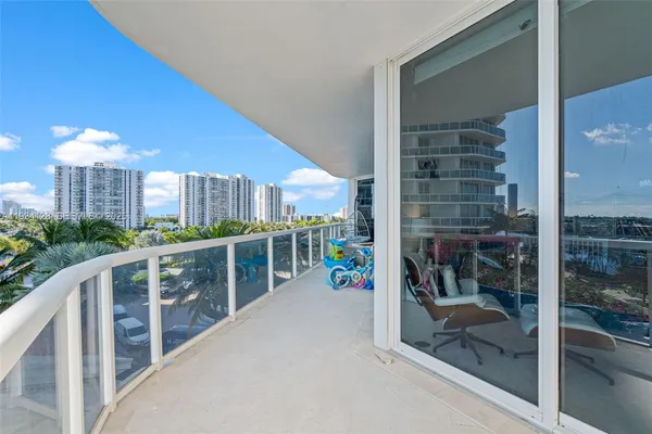 $6,500 | 3801 Northeast 207th Street, Unit 603B, Aventura, FL 33180
