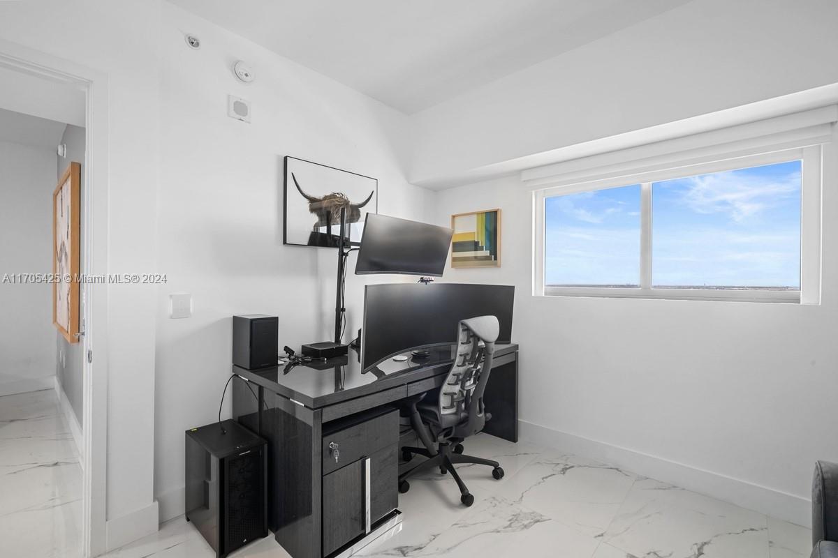 460 Northeast 28th Street, Unit 3205 Miami, FL 33137 - Photo 19 of 26