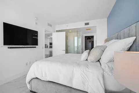 $875,000 | 460 Northeast 28th Street, Unit 3205, Miami, FL 33137