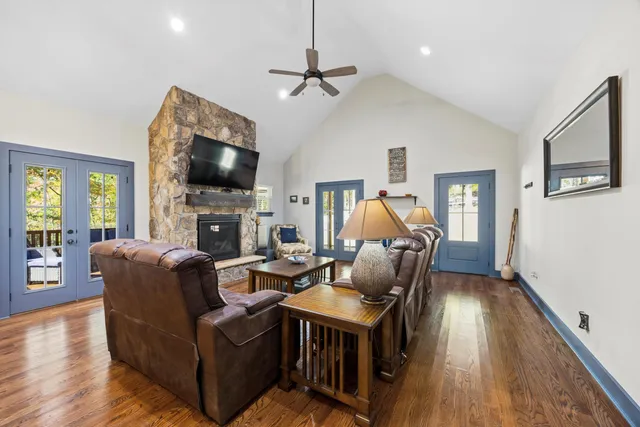 $500,000 | 195 Deep Woods Drive, Dunlap, TN 37327