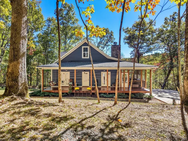 $500,000 | 195 Deep Woods Drive, Dunlap, TN 37327