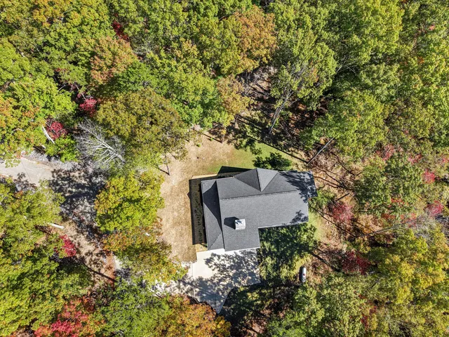 $500,000 | 195 Deep Woods Drive, Dunlap, TN 37327