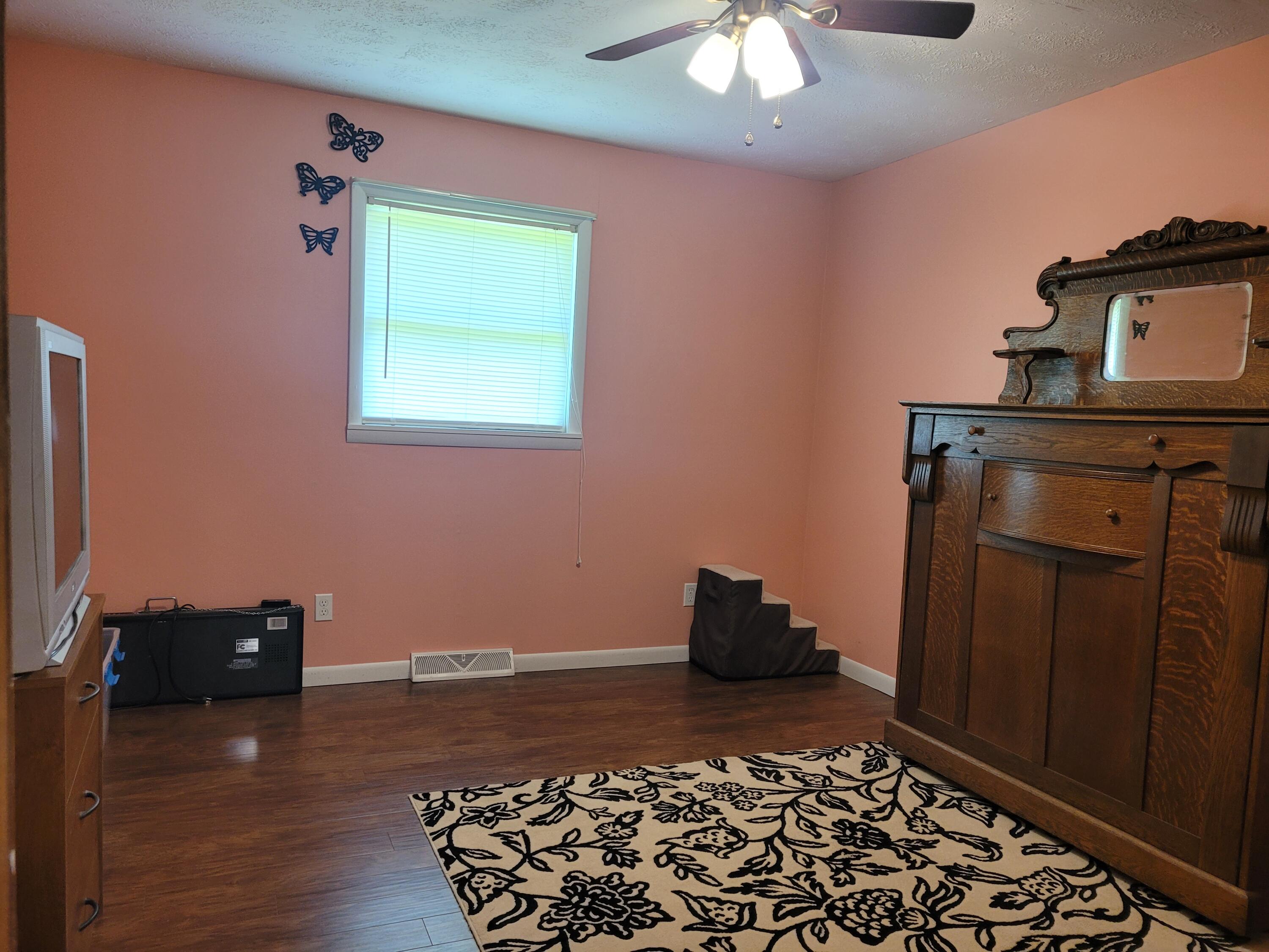701 Laurel River Road London, KY 40744 - Photo 42 of 44 20220611_114105