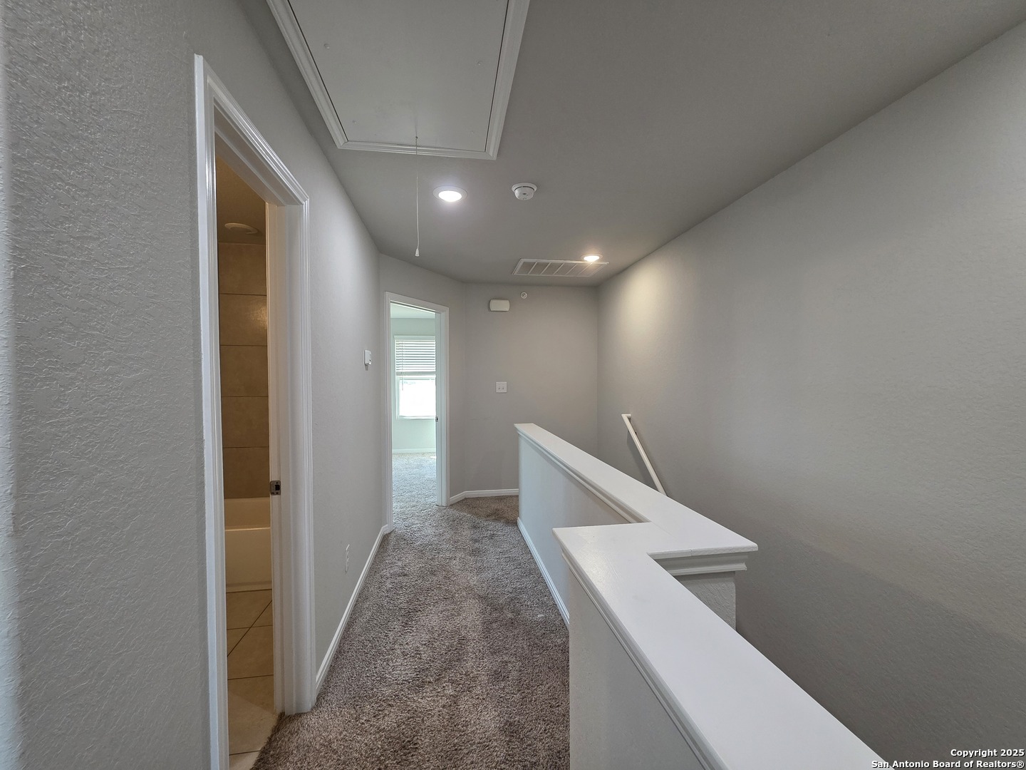 8410 Flicka Hills, Unit 2 Selma, TX 78154 - Photo 12 of 19 a view of entryway