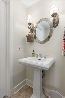 $699,000 | 700 Park Regency Place Northeast, Unit 1906, Atlanta, GA 30326