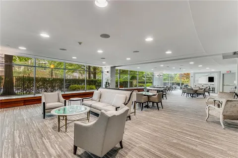 $699,000 | 700 Park Regency Place Northeast, Unit 1906, Atlanta, GA 30326