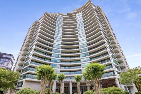 $699,000 | 700 Park Regency Place Northeast, Unit 1906, Atlanta, GA 30326